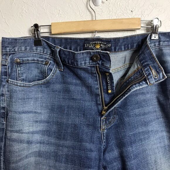 Lucky Brand Mens Jeans 221 Original Straight Denim Jeans Pockets Comfort Size 38 - Picture 4 of 12